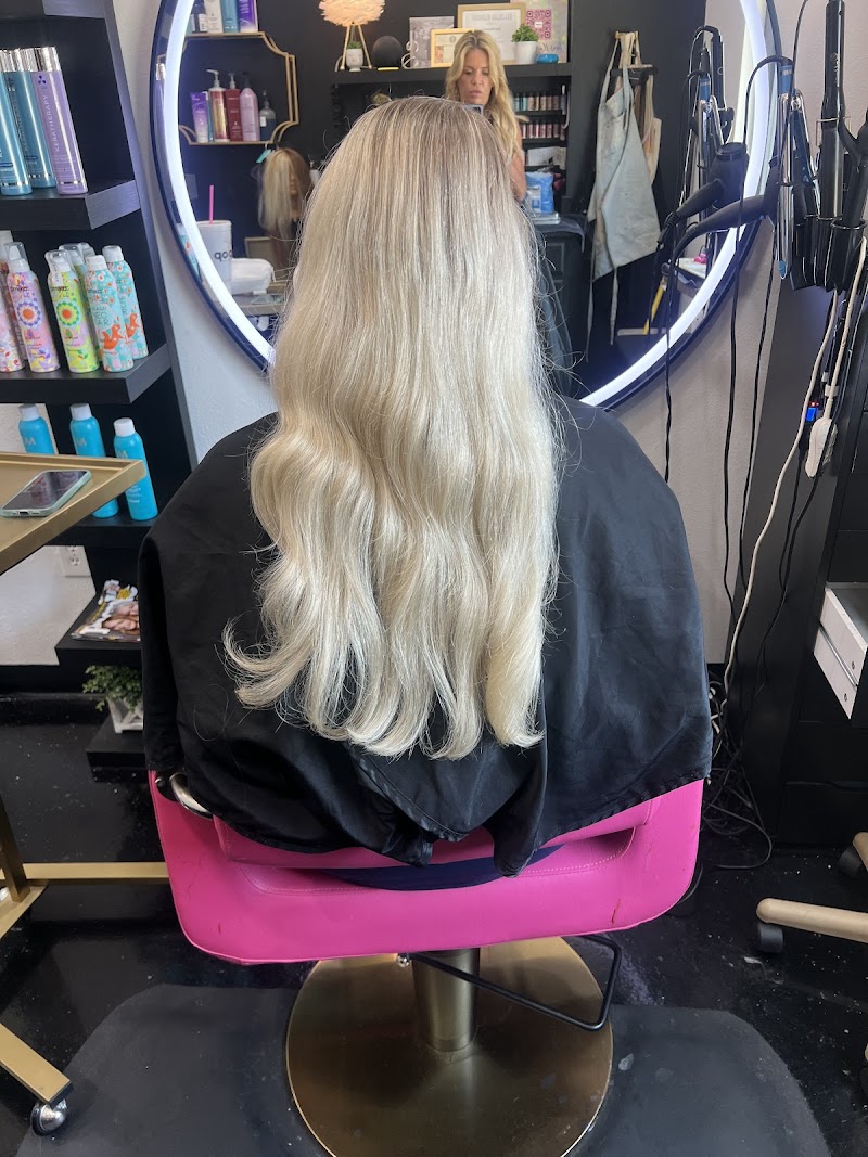 Texas Hair by Sara salon interior